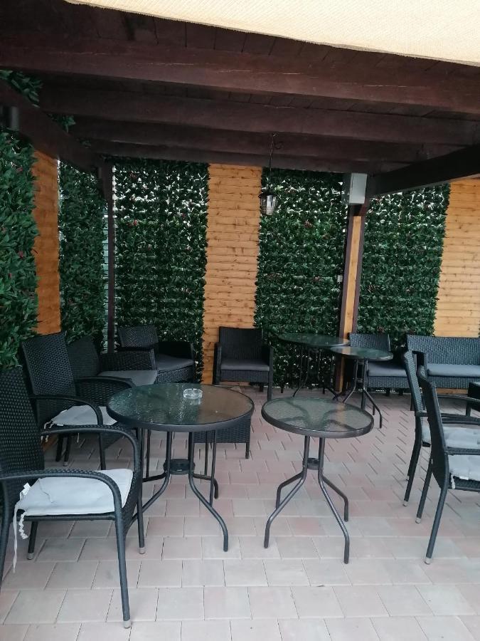 Ana Boutique Bed & Breakfast Alba Iulia Exterior photo