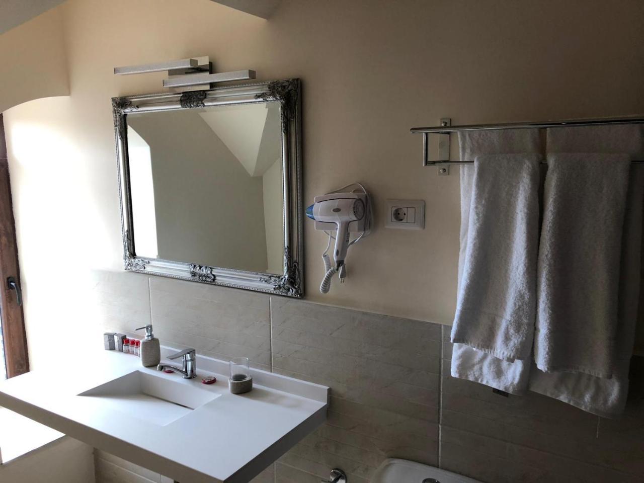 Ana Boutique Bed & Breakfast Alba Iulia Exterior photo