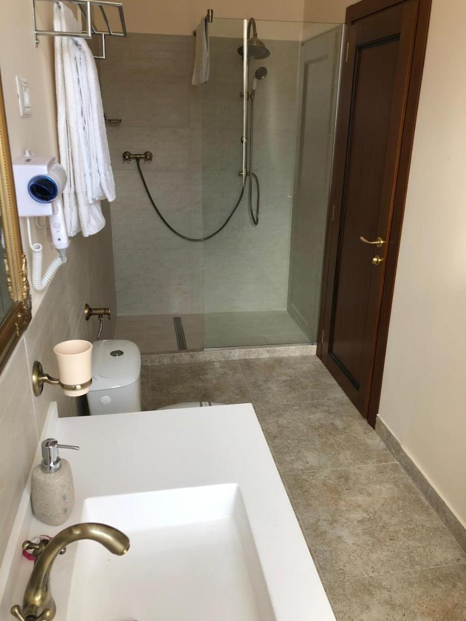 Ana Boutique Bed & Breakfast Alba Iulia Exterior photo