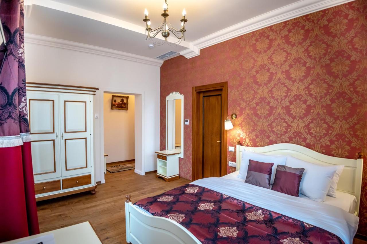 Ana Boutique Bed & Breakfast Alba Iulia Exterior photo