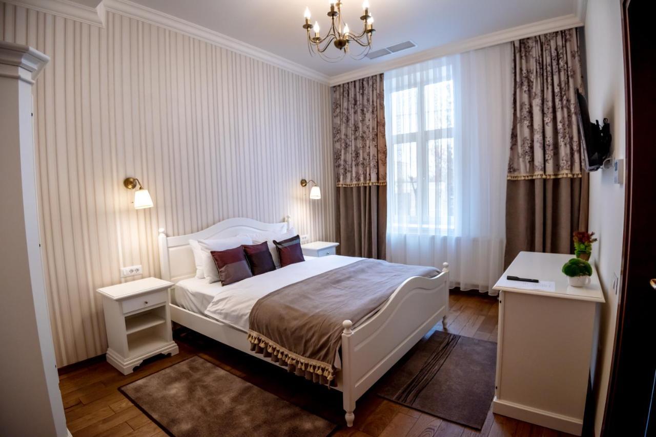 Ana Boutique Bed & Breakfast Alba Iulia Exterior photo